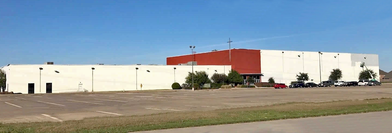 Large Plano exterior church painting Large Plano exterior church painting